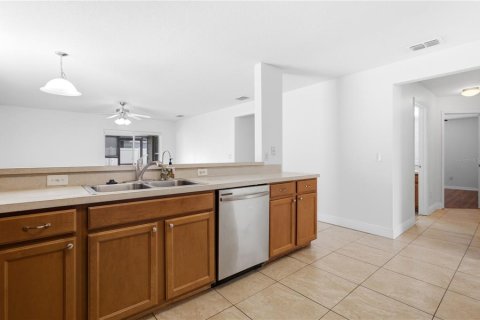 Villa ou maison à vendre à Sanford, Floride: 4 chambres, 181.16 m2 № 2302978 - photo 13
