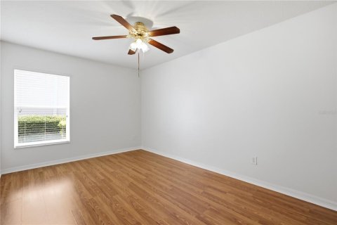 Villa ou maison à vendre à Sanford, Floride: 4 chambres, 181.16 m2 № 2302978 - photo 29