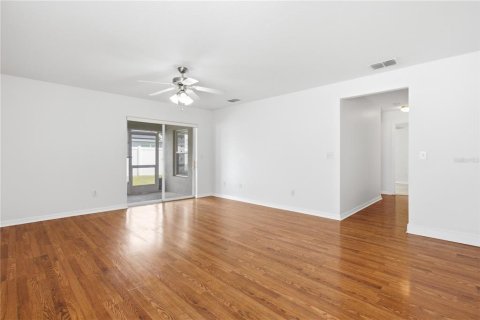 Villa ou maison à vendre à Sanford, Floride: 4 chambres, 181.16 m2 № 2302978 - photo 17