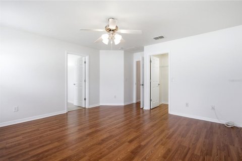 Villa ou maison à vendre à Sanford, Floride: 4 chambres, 181.16 m2 № 2302978 - photo 21