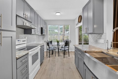 Купить кондоминиум в Бока-Ратон, Флорида 6 комнат, 134.52м2, № 2189108 - фото 10