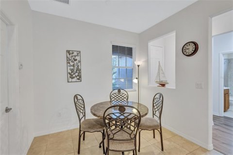 House in Bradenton, Florida 3 bedrooms, 155.98 sq.m. № 2285071 - photo 16
