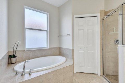 House in Bradenton, Florida 3 bedrooms, 155.98 sq.m. № 2285071 - photo 22