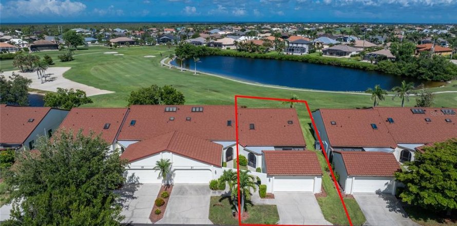 House in Punta Gorda, Florida 3 bedrooms, 170.66 sq.m. № 1791770