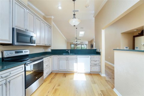 House in Punta Gorda, Florida 3 bedrooms, 170.66 sq.m. № 1791770 - photo 8