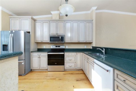 House in Punta Gorda, Florida 3 bedrooms, 170.66 sq.m. № 1791770 - photo 13