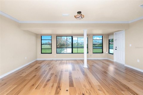 House in Punta Gorda, Florida 3 bedrooms, 170.66 sq.m. № 1791770 - photo 22