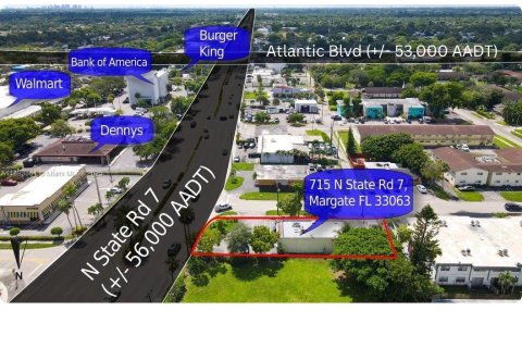 Commercial property in Margate, Florida № 1945487 - photo 9