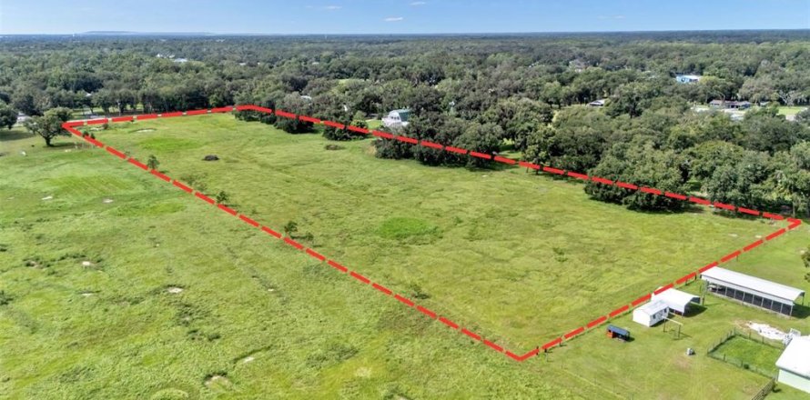 Land in Lakeland, Florida № 1907312
