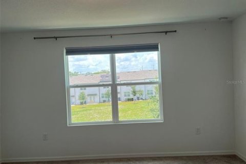 Townhouse in Davenport, Florida 3 bedrooms, 137.5 sq.m. № 1760394 - photo 14