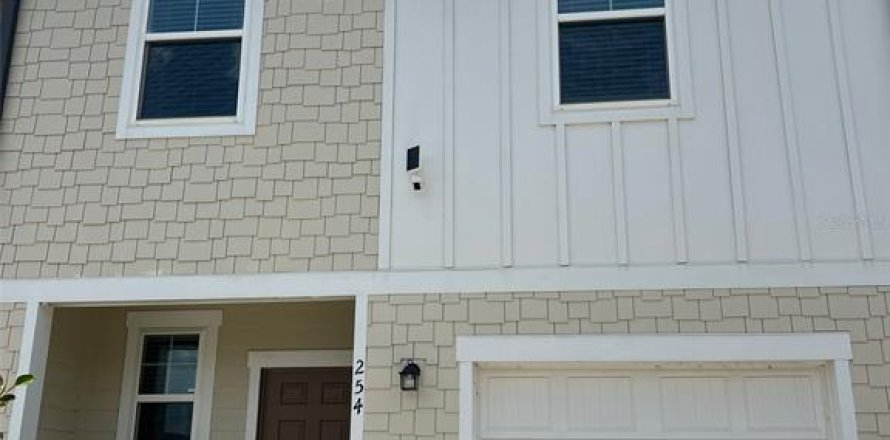 Townhouse in Davenport, Florida 3 bedrooms, 137.5 sq.m. № 1760394