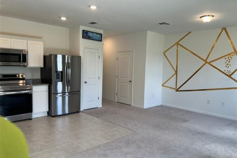 Townhouse in Davenport, Florida 3 bedrooms, 137.5 sq.m. № 1760394 - photo 6