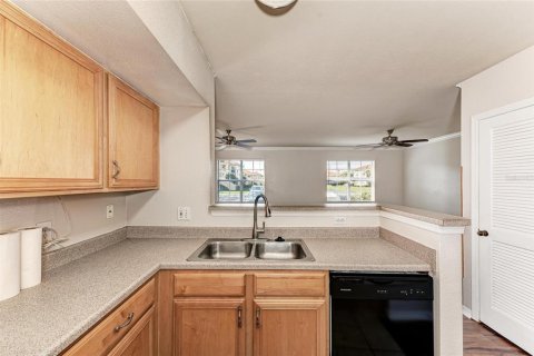 Copropriété à vendre à Sarasota, Floride: 2 chambres, 98.29 m2 № 1803206 - photo 15