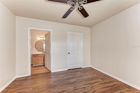 Copropriété à vendre à Sarasota, Floride: 2 chambres, 98.29 m2 № 1803206 - photo 16