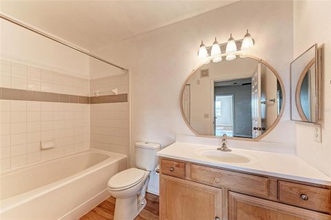 Copropriété à vendre à Sarasota, Floride: 2 chambres, 98.29 m2 № 1803206 - photo 19