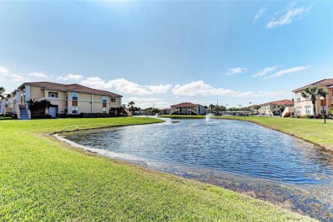Copropriété à vendre à Sarasota, Floride: 2 chambres, 98.29 m2 № 1803206 - photo 27