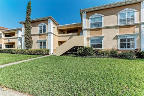 Copropriété à vendre à Sarasota, Floride: 2 chambres, 98.29 m2 № 1803206 - photo 3