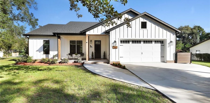 Villa ou maison à DeLand, Floride 3 chambres, 141.4 m2 № 2436699