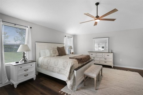 House in Mount Dora, Florida 4 bedrooms, 243.5 sq.m. № 1899191 - photo 20