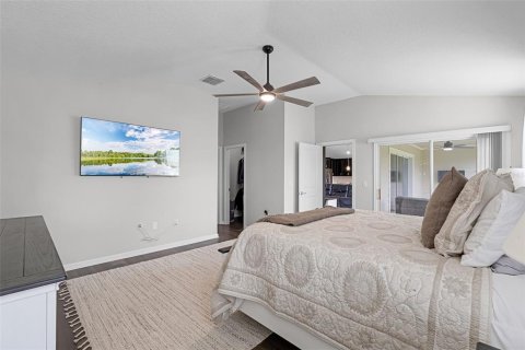 House in Mount Dora, Florida 4 bedrooms, 243.5 sq.m. № 1899191 - photo 21