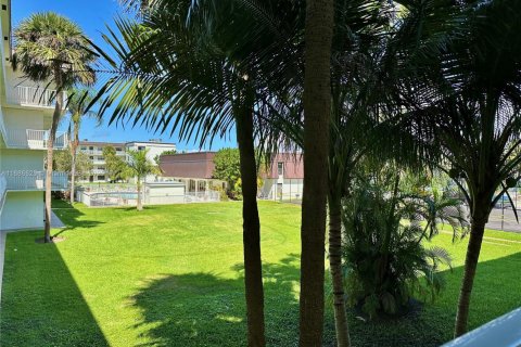 Condominio en venta en Dania Beach, Florida, 1 dormitorio, 71.35 m2 № 1730077 - foto 18