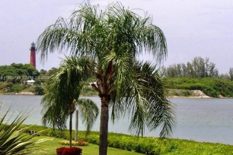 Copropriété à vendre à Jupiter, Floride: 2 chambres, 162.76 m2 № 2047209 - photo 8