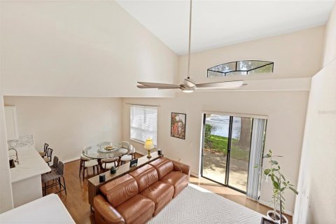 Villa ou maison à vendre à Maitland, Floride: 2 chambres, 152.36 m2 № 2403267 - photo 5