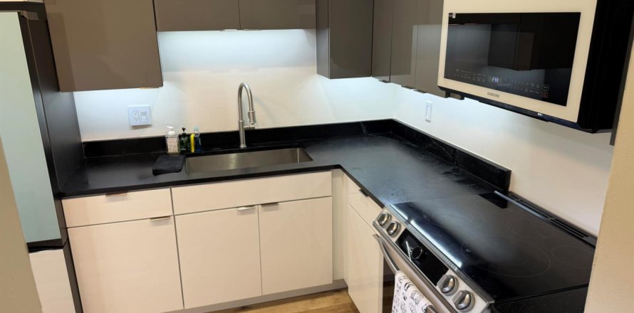Condo à West Palm Beach, Floride, 2 chambres № 2077530