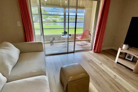 Copropriété à vendre à West Palm Beach, Floride: 2 chambres, 95.78 m2 № 2077530 - photo 12