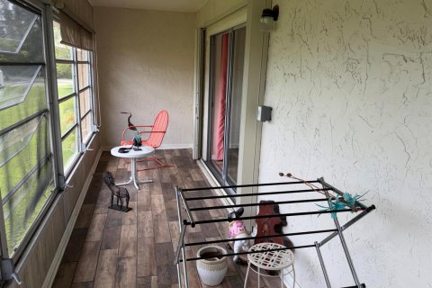 Copropriété à vendre à West Palm Beach, Floride: 2 chambres, 95.78 m2 № 2077530 - photo 16