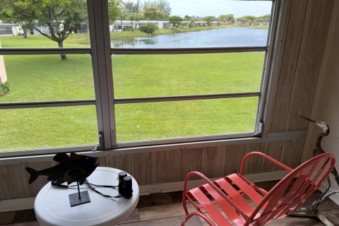 Copropriété à vendre à West Palm Beach, Floride: 2 chambres, 95.78 m2 № 2077530 - photo 14