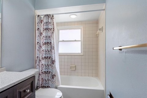 House in Largo, Florida 3 bedrooms, 101.73 sq.m. № 1869168 - photo 25