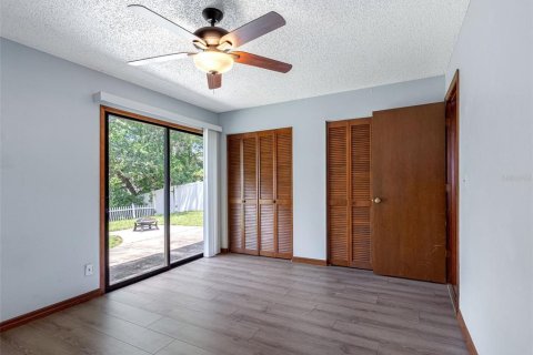 House in Largo, Florida 3 bedrooms, 101.73 sq.m. № 1869168 - photo 21