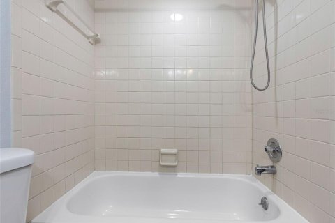 House in Largo, Florida 3 bedrooms, 101.73 sq.m. № 1869168 - photo 26
