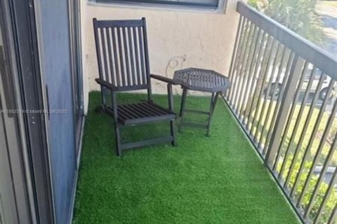 Copropriété à louer à Coral Springs, Floride: 1 chambre, 72.84 m2 № 1932224 - photo 10