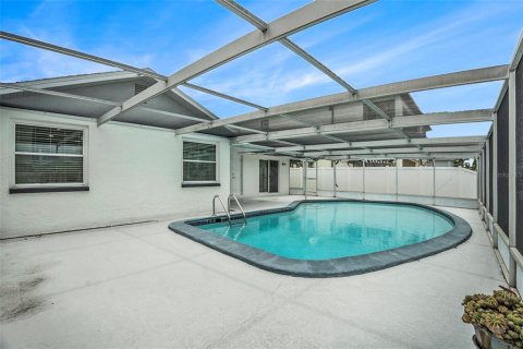 House in Hudson, Florida 3 bedrooms, 144.65 sq.m. № 1812594 - photo 26