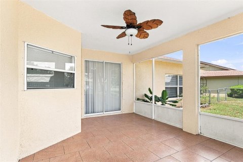 Villa ou maison à vendre à Spring Hill, Floride: 3 chambres, 217.95 m2 № 2345341 - photo 20