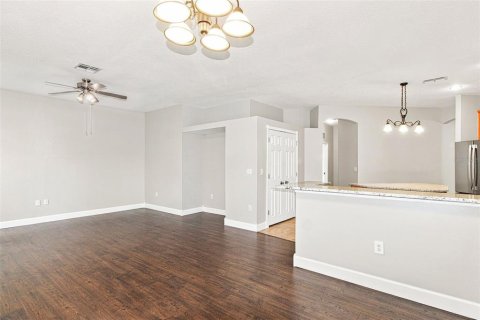 Villa ou maison à vendre à Spring Hill, Floride: 3 chambres, 217.95 m2 № 2345341 - photo 14