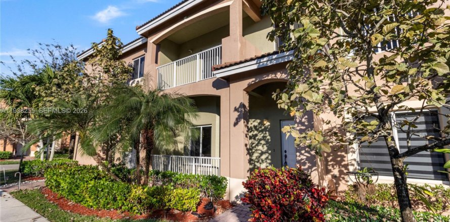 Таунхаус в Хомстед, Флорида 2 спальни, 150.13м2 № 1995855