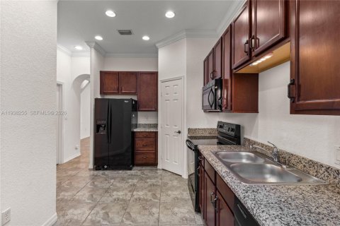 Снять в аренду таунхаус в Хомстед, Флорида 2 спальни, 150.13м2, № 1995855 - фото 10