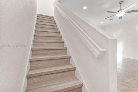Снять в аренду таунхаус в Хомстед, Флорида 2 спальни, 150.13м2, № 1995855 - фото 15