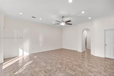 Снять в аренду таунхаус в Хомстед, Флорида 2 спальни, 150.13м2, № 1995855 - фото 5