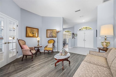 Villa ou maison à vendre à Tampa, Floride: 4 chambres, 233.46 m2 № 2210163 - photo 13