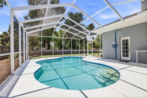 Villa ou maison à vendre à Tampa, Floride: 4 chambres, 233.46 m2 № 2210163 - photo 5