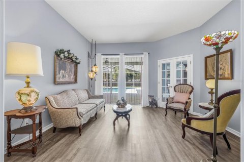 Villa ou maison à vendre à Tampa, Floride: 4 chambres, 233.46 m2 № 2210163 - photo 12