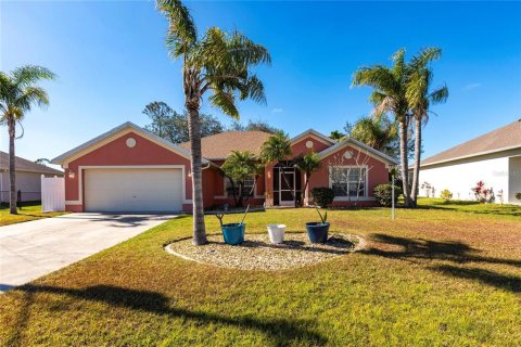 House in Punta Gorda, Florida 4 bedrooms, 214.05 sq.m. № 1919938 - photo 4