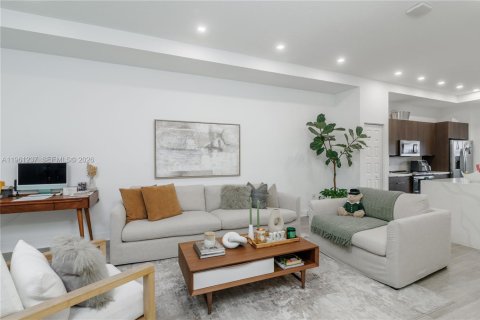 Condominio en venta en Doral, Florida, 2 dormitorios, 99.59 m2 № 2022133 - foto 13