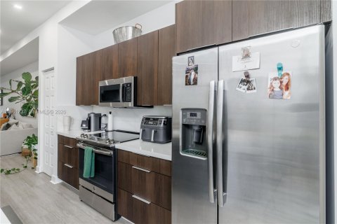 Condominio en venta en Doral, Florida, 2 dormitorios, 99.59 m2 № 2022133 - foto 20