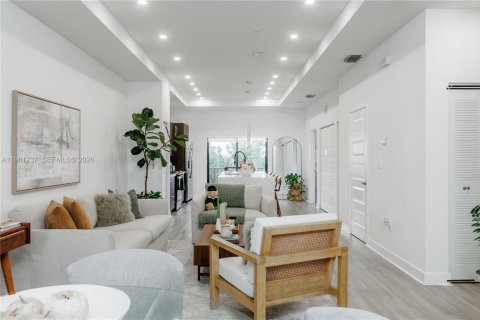 Condominio en venta en Doral, Florida, 2 dormitorios, 99.59 m2 № 2022133 - foto 6