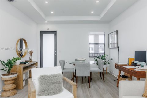 Condominio en venta en Doral, Florida, 2 dormitorios, 99.59 m2 № 2022133 - foto 8